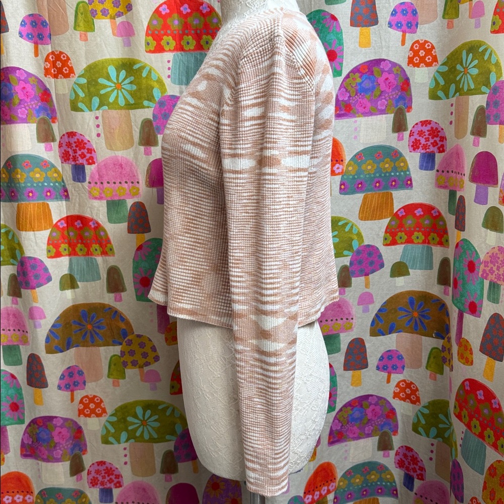 Mahina L/S Cropped Sweater. Large - Picture 8 of 11